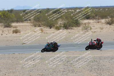 media/Apr-13-2025-Race Pace (Sun) [[7918213ab8]]/Vested/5-Turn 9 Side (1115am)/